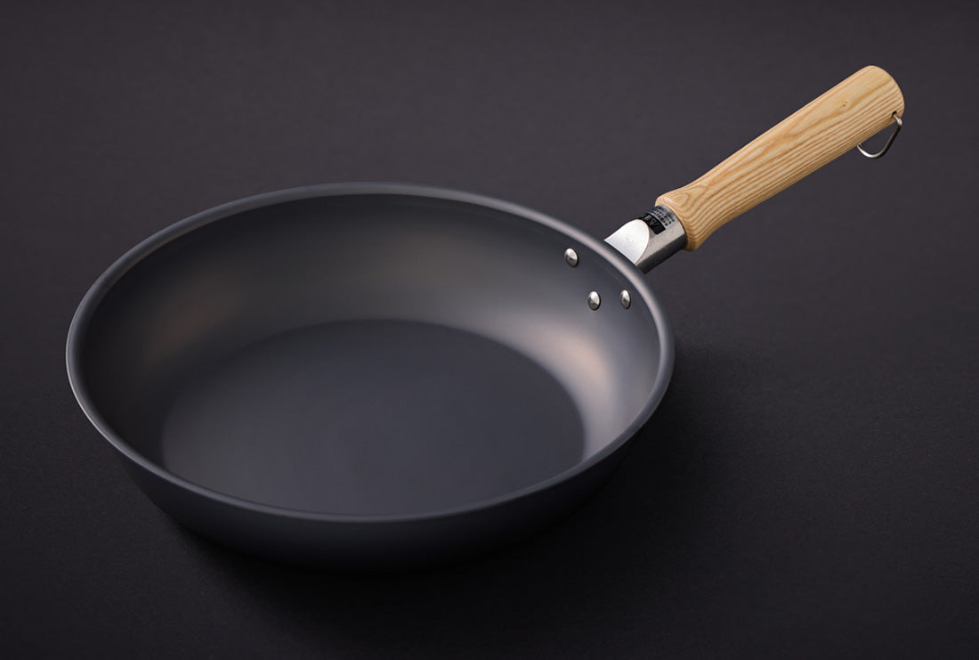 https://www.chefsarmoury.com/cdn/shop/files/nitride-iron-fry-pan-26cm.jpg?v=1699789541